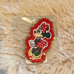 NWT Minnie Mouse stoney clover lane Patch